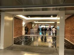 111 Somerset (D9), Retail #566727521